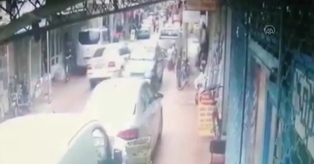 Manisa'da sokak ortasında cinayet! Dehşet anları anbean kaydedildi