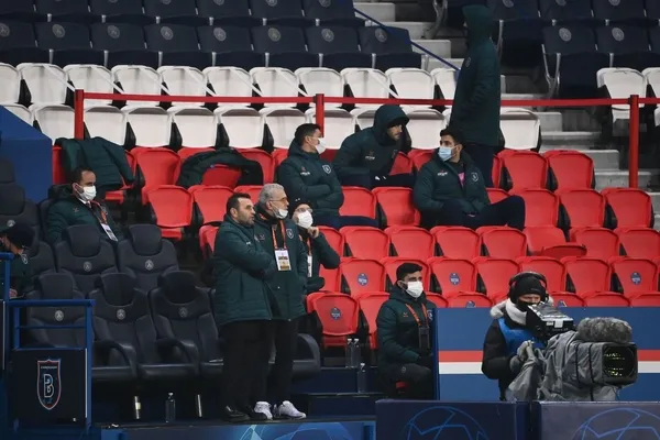 Paris Saint Germain - Başakşehir maçını ev sahibi ekip 5-1 kazandı - 9