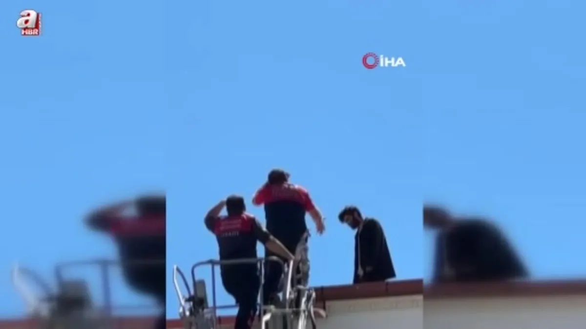 "İntiharkolik Hasan" yine sahnede: 200'den fazla kez çatıya çıktı para alıp indi