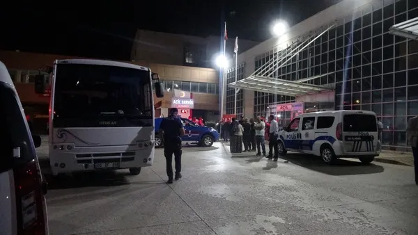 kina-gecesinde-havaya-acilan-ates-can-aldi-1662847772404.jpg Kına gecesinde havaya açılan ateş can aldı - 1