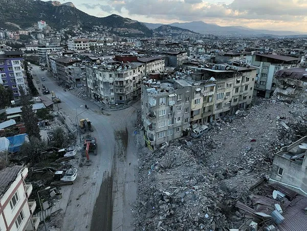 6-subat-depremi-sonrasi-devlet-hangi-destekleri-sagladi-icisleri-bakani-ali-yerlikaya-acikladi-1706861988310.jpg 6 Şubat depremi sonrası devlet hangi destekleri sağladı? İçişleri Bakanı Ali Yerlikaya açıkladı... - 3