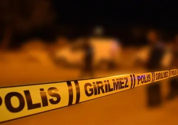 Ankara-Niğde Otoyolu'nda bir kamyon yandı