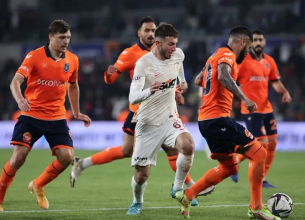 gs-basaksehir-maci-ertelendi-mi-neden-ertelendi-galatasaray-basaksehir-maci-ne-zaman-hangi-kanalda-1677683889710.jpg Galatasaray Başakşehir maçı ne zaman, hangi kanalda? GS- Başakşehir maçı hangi güne ertelendi? - 1