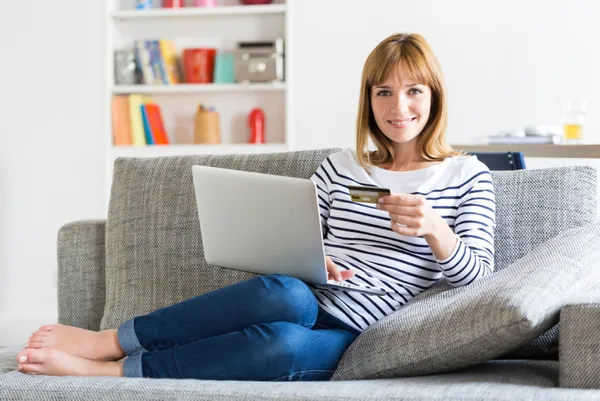 E-Ticaret pazarın öncü sektörü olacak! 2028 hedefi dikkat çekti - 3