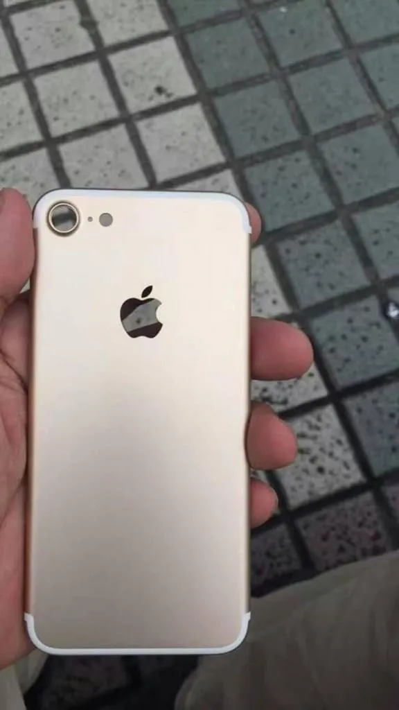 iPhone 7’nin fotoğrafı sızdırıldı