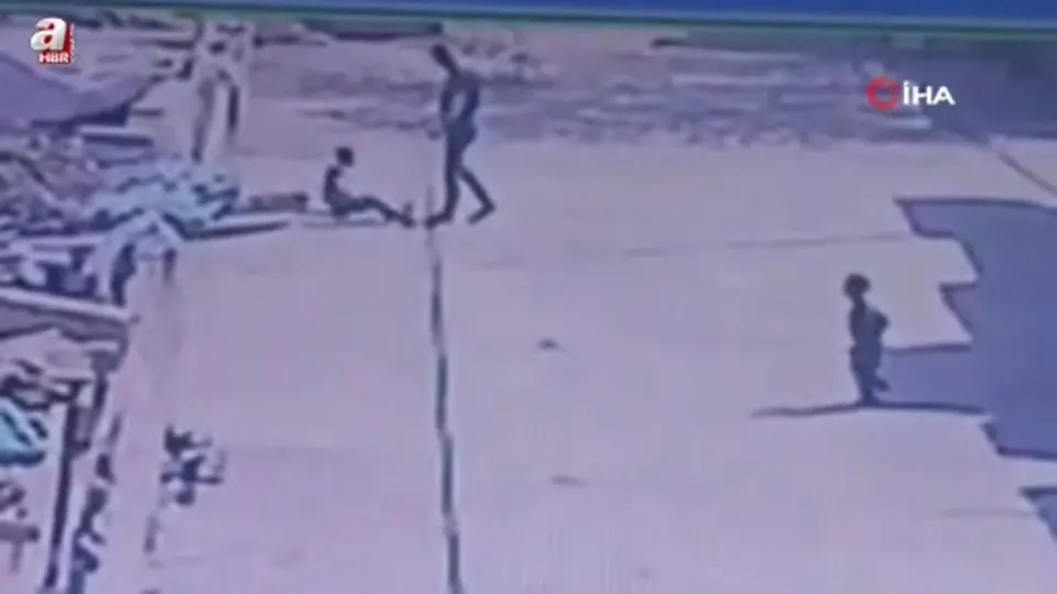 Kan donduran şiddet olayı kamerada