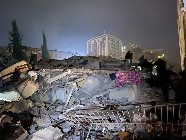 kahramanmaras-depreminde-son-dakika-kahramanmarasta-olu-yarali-sayisi-kac-kac-bina-yikildi-77lik-depremde-son-1675679533388.jpg Kahramanmaraş depreminde SON DURUM | Kahramanmaraş'ta ölü, yaralı sayısı kaç? Kaç bina yıkıldı? 7.7'lik depremde SON DURUM NE? - 3