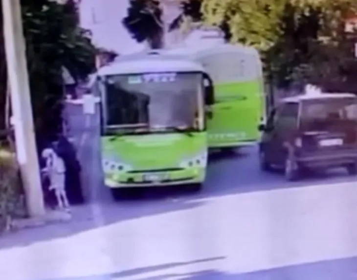 Kocaeli'de yolcu dolu otobüs böyle uçtu! Ortalık savaş kapısından döndü