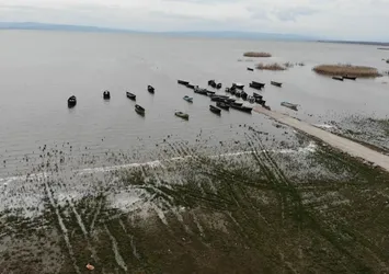 Kuraklık Kuş Cenneti’ni de vurdu! Sular 50 metre geride kaldı