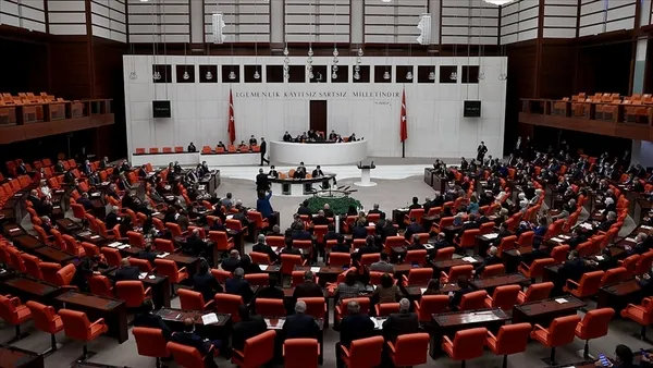 Güvenlik Soruşturması ve Arşiv Araştırması Kanunu Teklifi TBMM'de kabul edildi | Son dakika gündem haberleri... - 5