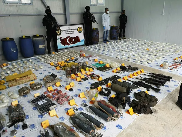 PKK'nın cephane sevk ağı çökertildi! Beşiktaş'a patlayıcı götürenler yakalandı... - 3