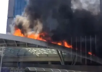 İstanbul Zincirlikuyu'da korkutan yangın!