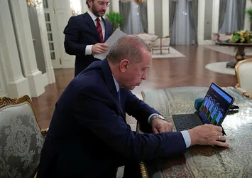 Başkan Erdoğan Yılın Fotoğrafları oylamasına katıldı