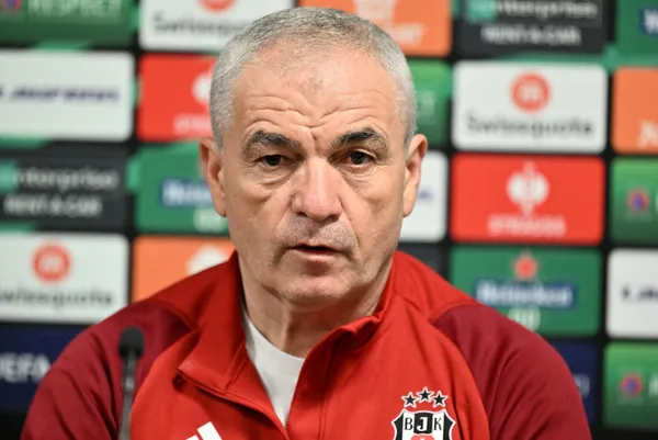 Beşiktaş’ta kabus gibi sezon! Görevine son verilen Rıza Çalımbay’dan bomba gibi sözler: Onların dediğini yapmadım