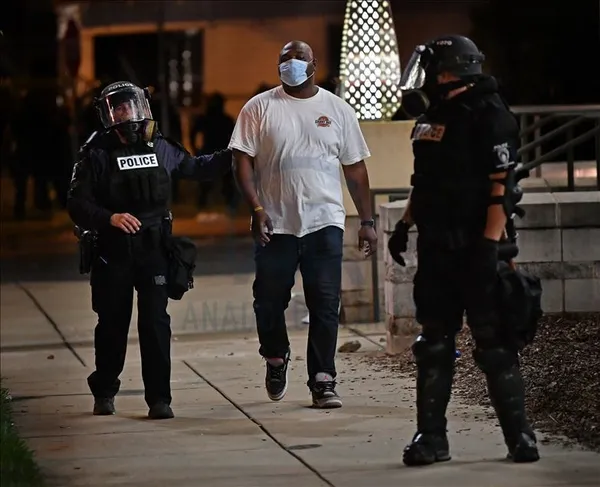 ABD’de korkutan rapor ortaya çıktı! Daha fazla silah satın alıyorlar