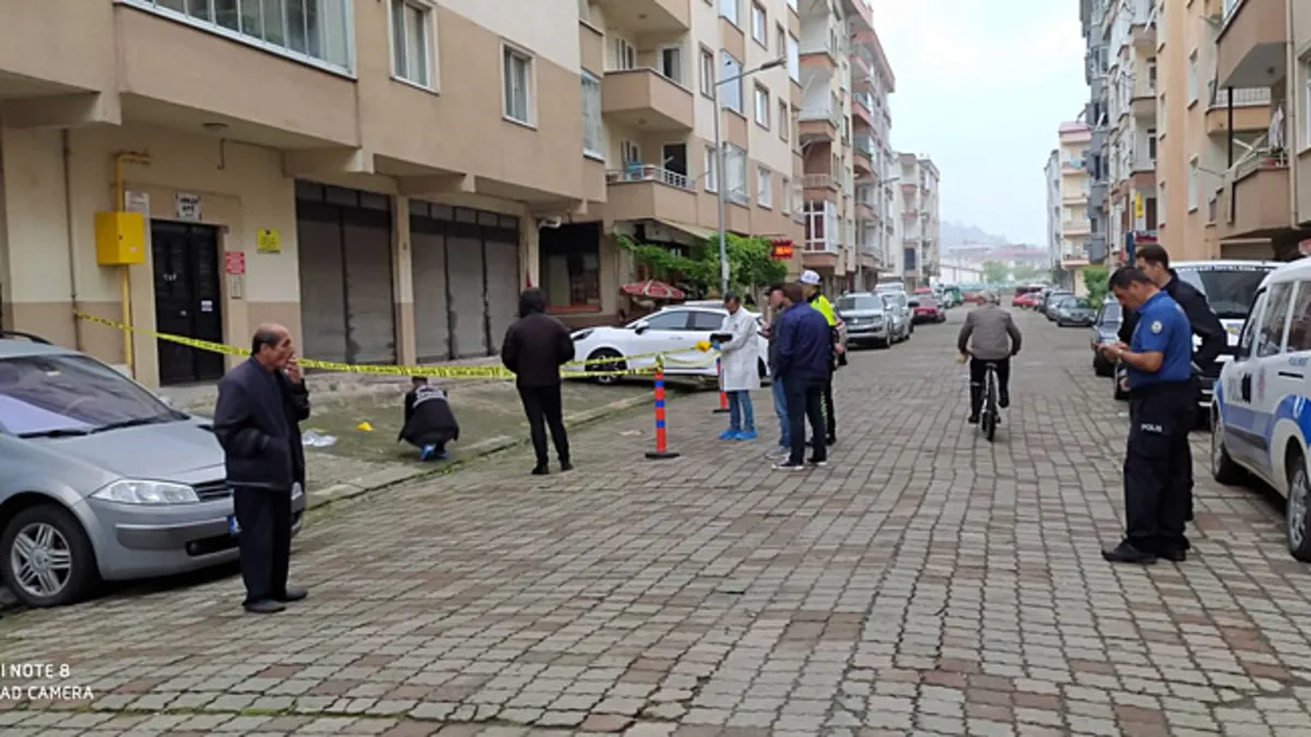 Balkondan torununu uğurlayan yaşlı kadın düşerek hayatını kaybetti