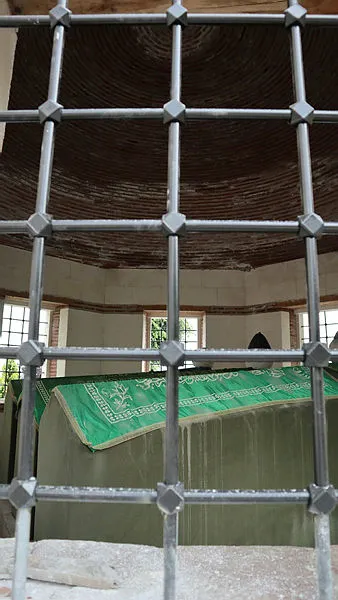 Düzce’de bulunan Konur Alp Gazi’nin türbesi restore ediliyor