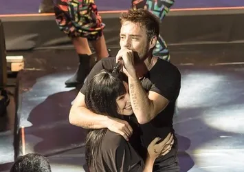 Murat Dalkılıç'tan Merve Boloğur'a küçük sürpriz!