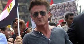 Sean Penn Tahrir Meydanı’nda