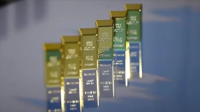 ulkeler-altin-rezervlerini-abdden-aliyor-batidan-berat-albayrak-plani-1751427863374.jpeg Altın (AA)