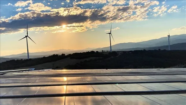 turkiye-dunya-liginde-yenilenebilir-enerjide-buyuk-hamle-1703051731529.jpeg Türkiye dünya liginde! Yenilenebilir enerjide büyük hamle - 5