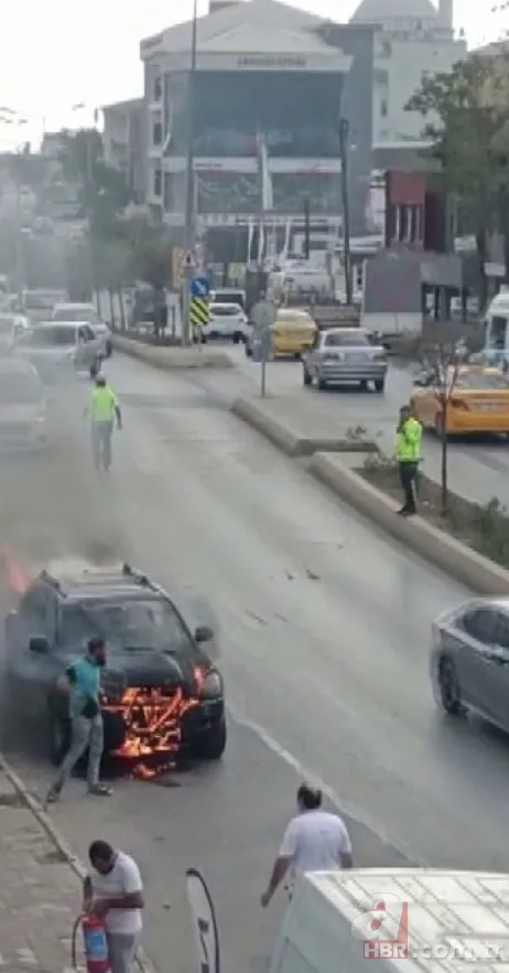 Ümraniye'de polislere bıçaklı saldırı: Aracını yaktı uyarılara aldırmadı! Ölü ve yaralılar var 7
