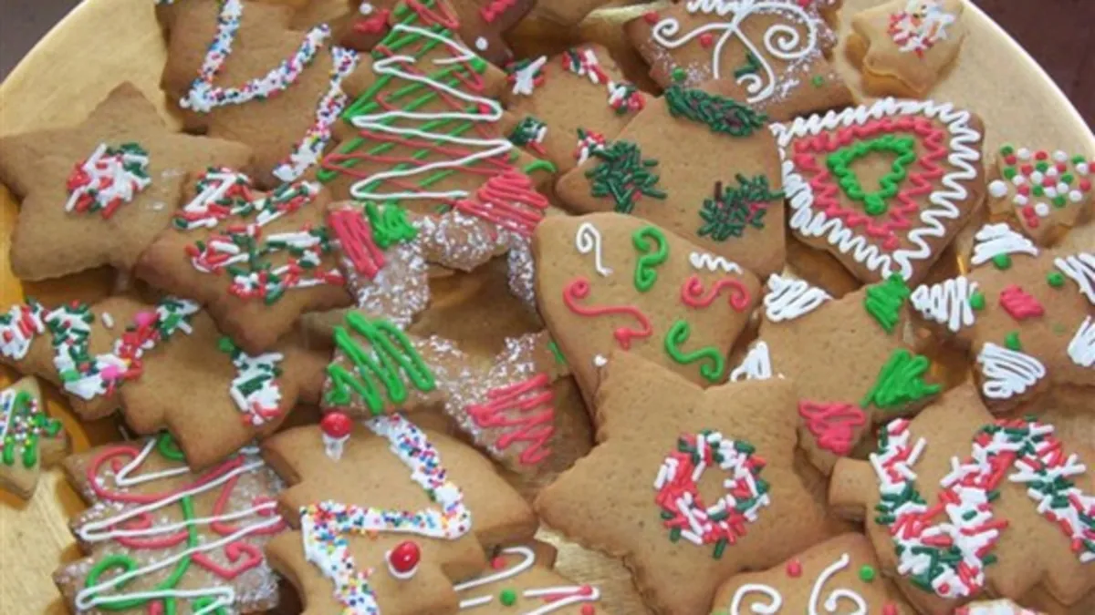 Pastaneleri kıskandıracak! Yılbaşına özel zencefilli tarçınlı kurabiye tarifi