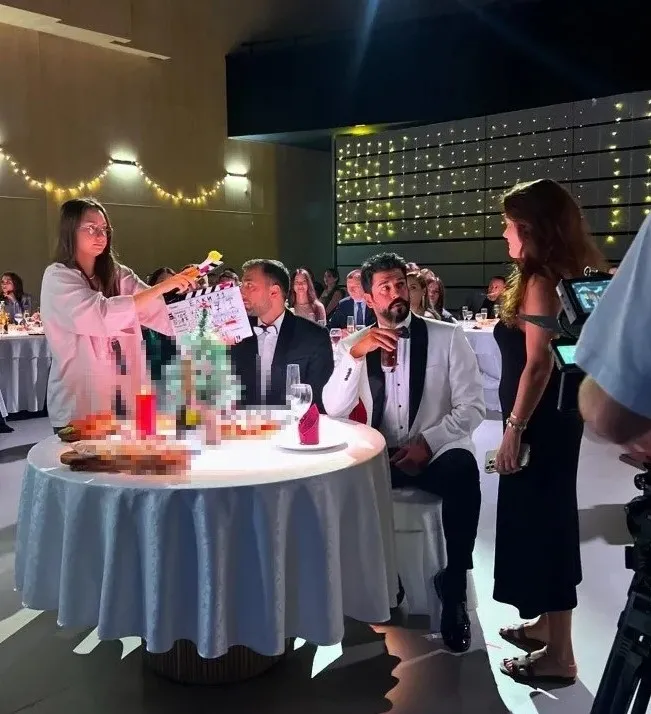 Kuruluş Osman’ın yıldızı Burak Özçivit’e Rusya’da yoğun ilgi! Hayranları akın etti