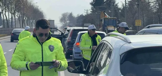 Düzce'de polis ekiplerinden şok denetim
