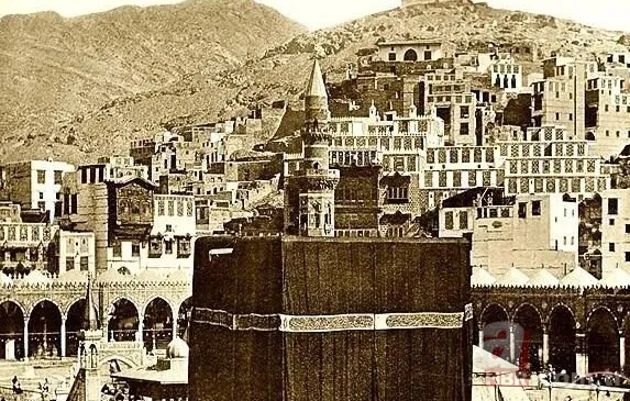 Ebu Cehil Kimdir? Nasıl bir hayat yaşamıştır? Ne zaman, nasıl öldü? Peygamber Efendimizin "Ebu Cehil'in hurma ağacı" sözü ne demek? 3