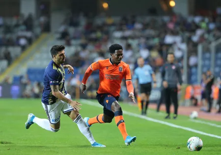 Fenerbahçe, Medipol Başakşehir karşısında son anlarda güldü! Başakşehir: 1 - Fenerbahçe: 2 Maç sonucu