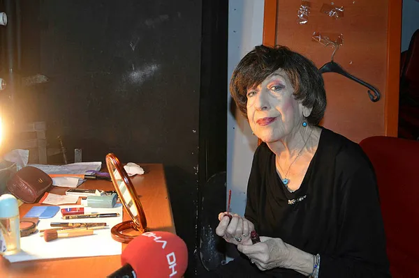 Ayşen Gruda'dan haber var! Doktoru açıkladı - 1