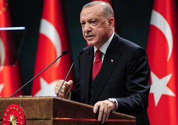 Başkan Erdoğan'dan Osmanlı'ya hakaret eden Soyer ve Yanardağ'a sert yanıt: Bu milletin evladı olamaz