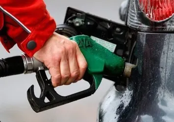 Benzine zam bekleniyor