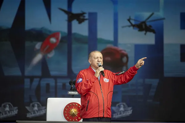 Başkan Erdoğan’ın İzmir’i unutma mesajı Yunanistan’ı titretti! Manşetler alev alev: Meydan okudular