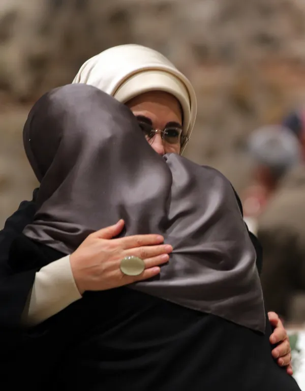 Son dakika: Başak Cengiz’in ailesi Erdoğan çiftiyle buluştukları iftarı anlattı: Başak’ın yaşamını anlattım, göz göze ağlaştık