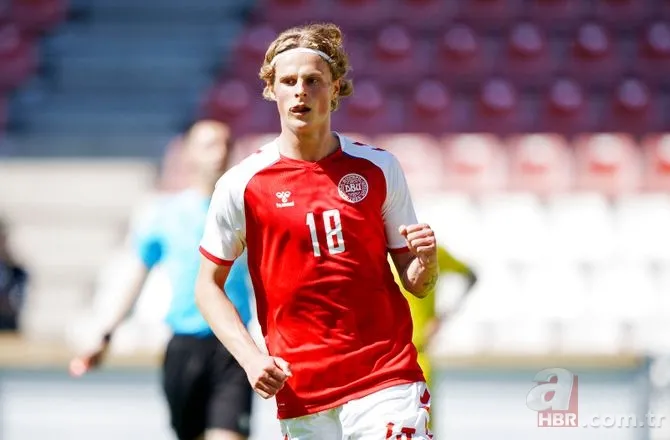 Fenerbahçe'ye Danimarkalı kule! Orta saha için transfer bombası 17