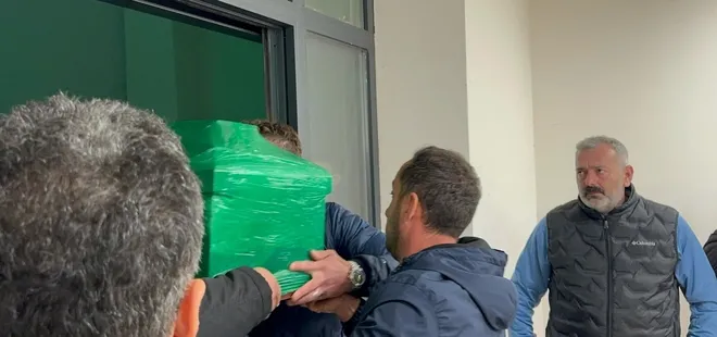 Fransa’daki yangında hayatını kaybeden 3 kardeş Rize’ye getirildi