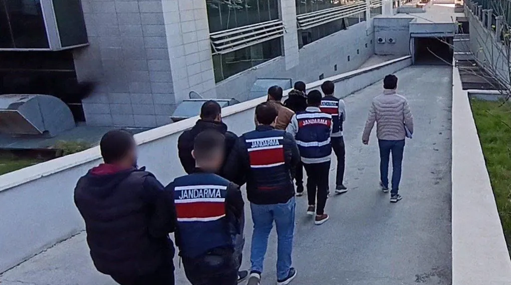 Mersin'de DEAŞ operasyonu: 3 tutuklama