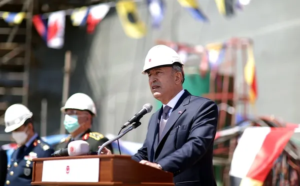 son-dakika-bakan-akardan-yunanistana-sert-tepki-bu-soylemlerle-bir-yere-varmanin-imkani-yok-1621758260807.jpg Son dakika: Bakan Akar'dan Yunanistan'a sert tepki: Bu söylemlerle bir yere varmanın imkanı yok - 2