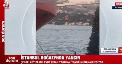 İstanbul Boğazı'nda yangın! Tarihi bina alev aldı