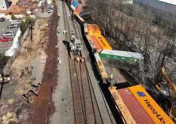 ABD'de yük treni raydan çıktı