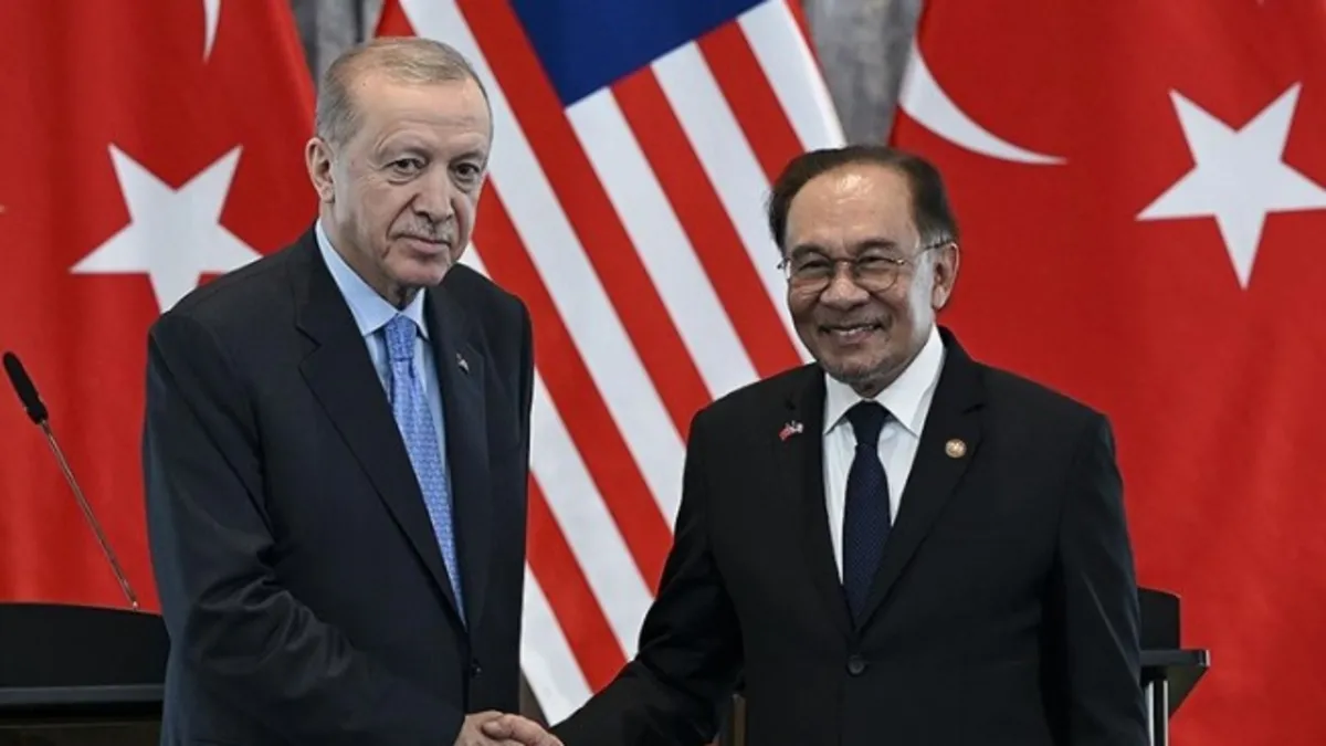 Başkan Erdoğan'dan kritik temaslar! Malezya Başbakanı ile görüştü: İsrail üzerindeki baskı artmalı