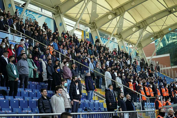 Fatih Karagümrük Kasımpaşa’yı 3-1 mağlup etti!