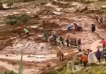 Endonezya'da sel ve toprak kayması: 16 ölü