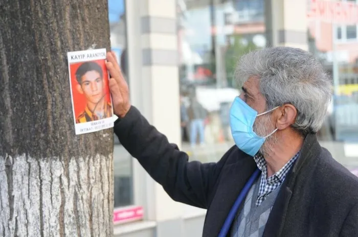 21 yıldır kayıp oğlunu arıyor: Bu acıyla artık yaşayamıyorum - 3