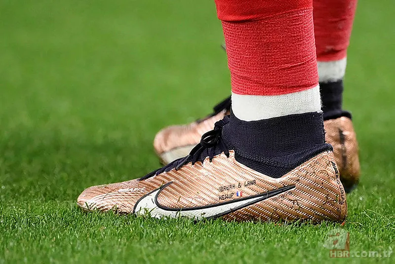 Mbappe çok rahat çok profesyonel! Turu adeta tek başına Fransa'ya getirdi! Polonya evine geri döndü 11