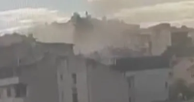 Son dakika: Üsküdar'da 5 katlı binadaki patlama anı kamerada