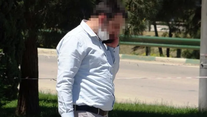 https://iaahbr.tmgrup.com.tr/049dad/0/0/0/0/770/433?u=https://iahbr.tmgrup.com.tr/2020/05/25/bursada-esinin-sikayet-ettigi-mali-musavir-plaka-tanima-sistemi-sayesinde-yakalandi-1590396296435.jpg&mw=700 https://iaahbr.tmgrup.com.tr/049dad/0/0/0/0/770/433?u=https://iahbr.tmgrup.com.tr/2020/05/25/bursada-esinin-sikayet-ettigi-mali-musavir-plaka-tanima-sistemi-sayesinde-yakalandi-1590396296435.jpg&mw=700