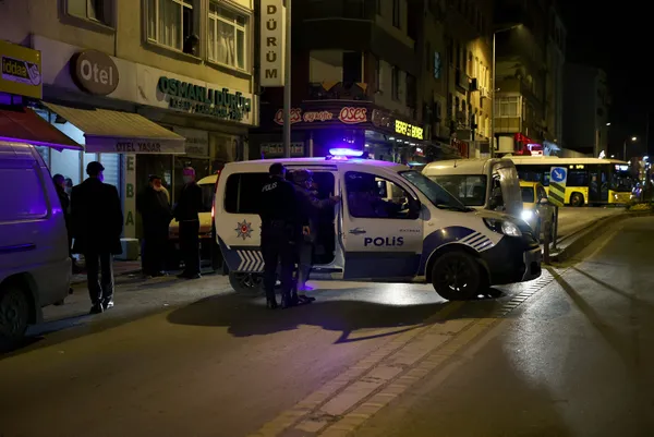 1610425890000.jpg Bayrampaşa'da korkunç olay! Çocuk ağlayınca dehşet ortaya çıktı - 3